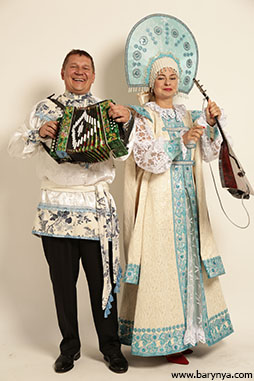 New York Balalaika Duo, Mikhail Smirnov, Elina Karokhina, photo credit Yuriy Balan